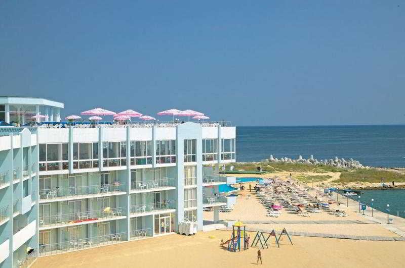 Dolphin Marina Hotel Saints Constantine and Helena Exterior photo